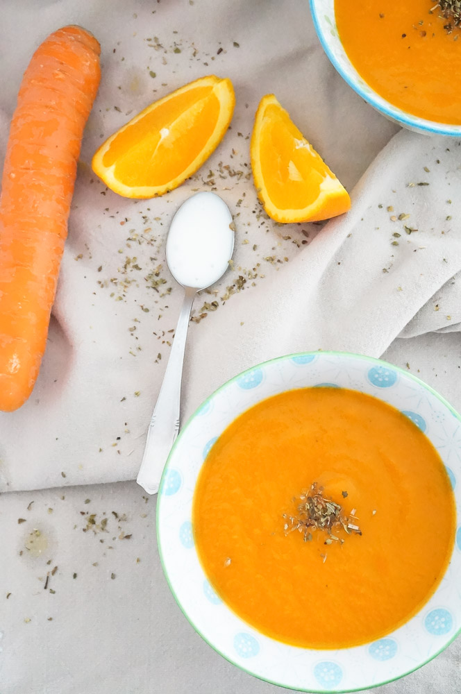 wortel paprikasoep, makkelijk soep recept voor paprikasoep met wortel en cayennepeper