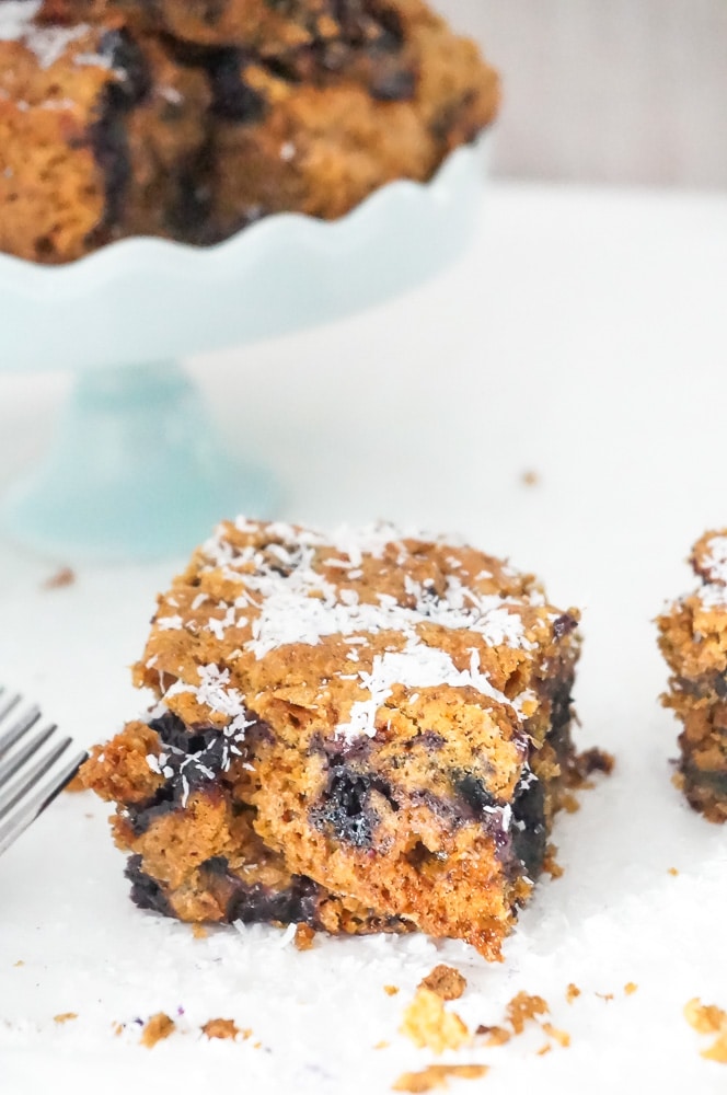 blueberry breakfast cake, blauwe bessen ontbijttaart, blauwe bessen cake