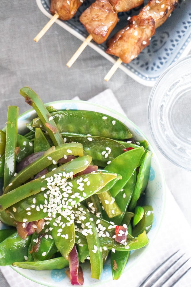 zoetzure peultjes, sugar snaps, peultjes wok recept, recepten met peultjes en kip