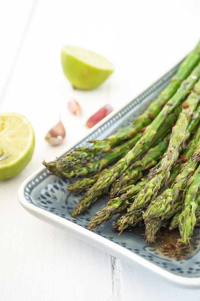 groene asperges met balsamico dressing, geroosterde groene asperges, gegrilde groene asperges, asperges uit de oven