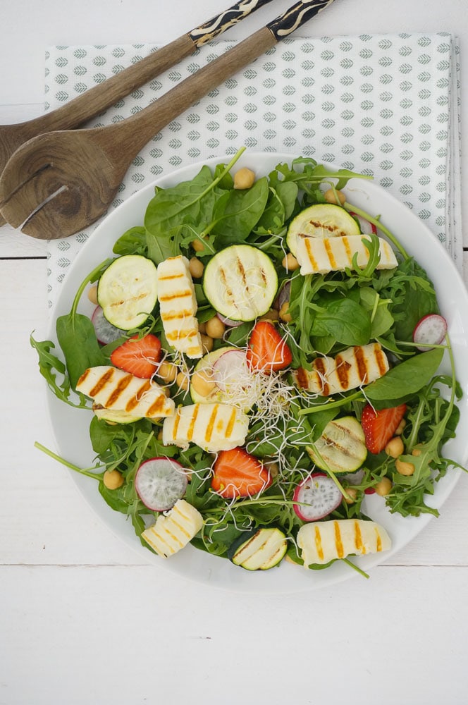 salade met gegrilde courgette en halloumi, halloumi recept, salade, lunch, zomer salade