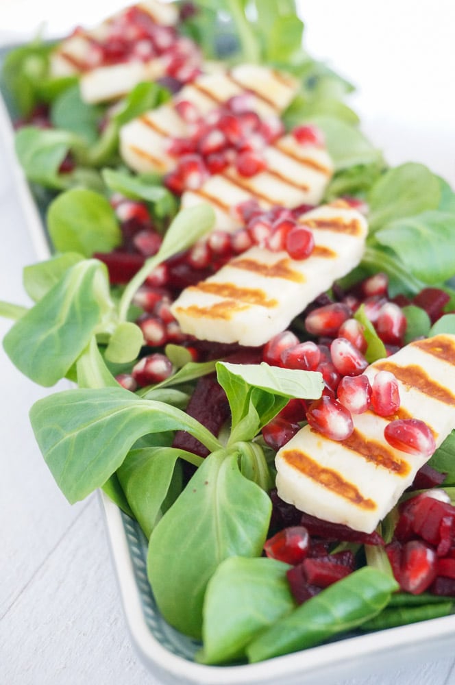 salade met halloumi en granaatappel, 