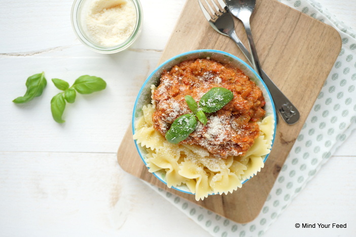 Pastasaus met veel groenten, gezonde pastasaus recept, Italiaanse kruiden