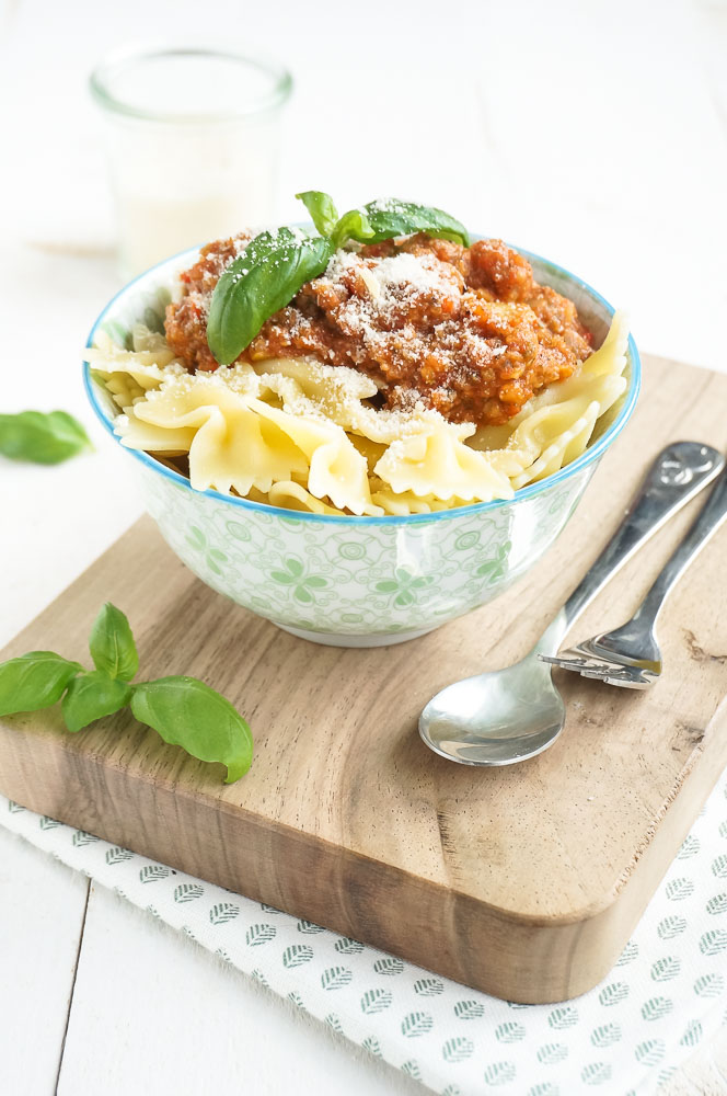 Pastasaus met veel groenten, recept gezonde pastasaus, pastasaus verborgen groenten