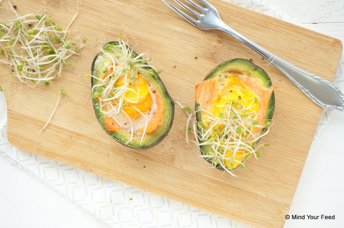 gevulde avocado met ei en zalm