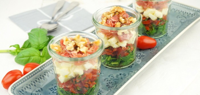 Amuse recepten, amuse in een glaasje, amuse recept, amuse lepel, amuse met zalm, Italiaanse amuse, amuse met avocado, garnalen, paasbrunch recepten