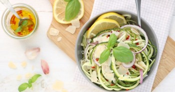 courgette spaghetti aglio e olio