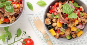 panzanella, italiaanse broodsalade, salade met brood, Panzanella recept