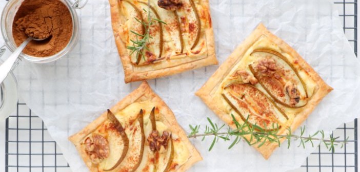 hartig taartje met brie peer en speculaas