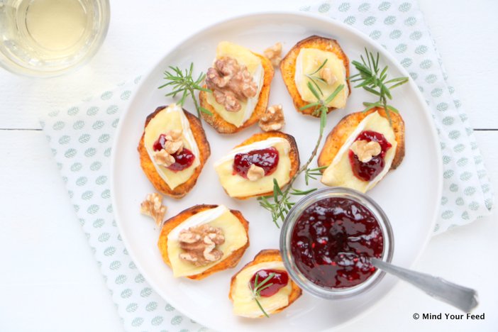 zoete aardappel toastjes, mini saucijzenbroodjes, borrelhapjes, borrelhapjes oud en nieuw, hapjes oud en nieuw, bladerdeeghapjes