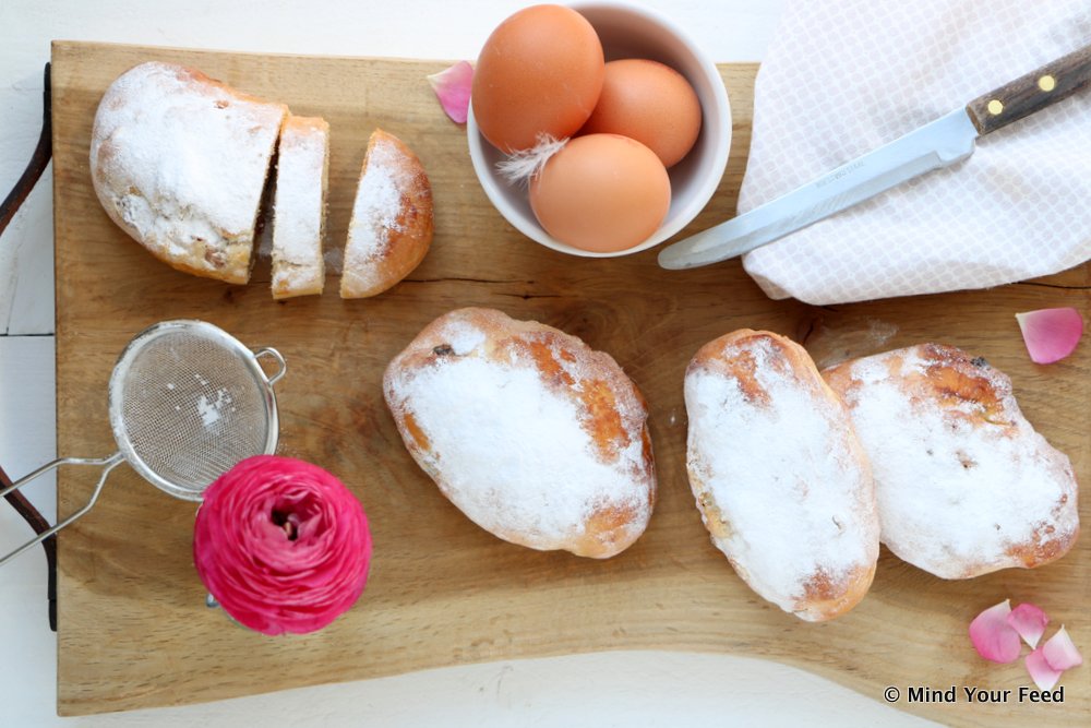 paasstolletjes met amandelspijs, zelf paasstolletjes bakken, recept paasstol, proefstol, mini stolletjes