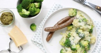 broccolistamppot, broccoli stamppot met pesto en kaas