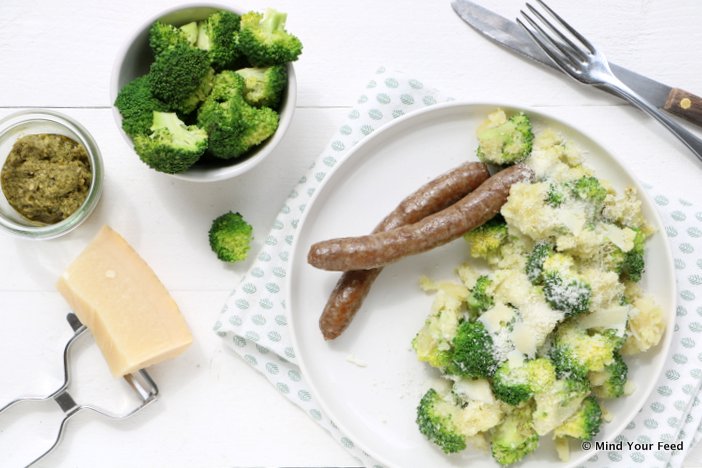 broccolistamppot, broccoli stamppot met pesto en kaas