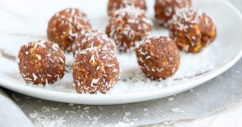Crunchy dadel pistache balletjes dadel pistache balletjes