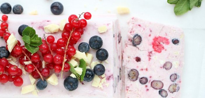 semifreddo met blauwe bessen