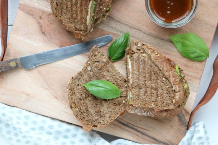 tosti met avocado