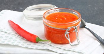 Zelf chilisaus maken zelf chilisaus maken