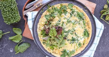 Omelet met spinazie, courgette en pesto omelet met spinazie, omelet recepten, luxe omelet, omelet lunch