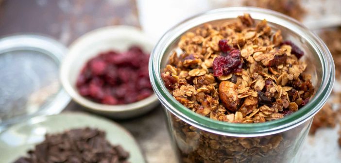 granola met gedroogde cranberries