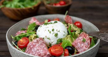 tortellini salade, pastasalade met tortellini, pasta salade, Italiaanse maaltijdsalade, maaltijd salade, zomer gerechten, zomer recepten