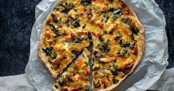 quiche met spinazie en kip, quiche recepten, quiche spinazie, hartige taart spinazie