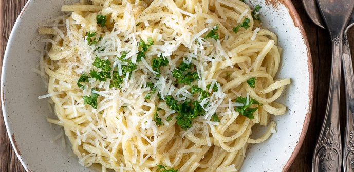 spaghetti cacio e pepe spaghetti recepten makkelijke pasta recepten