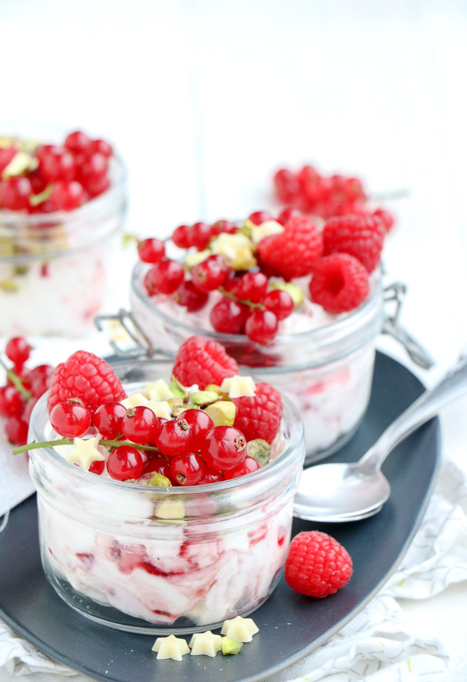 desserts in een glaasje, feestelijke nagerechten recepten