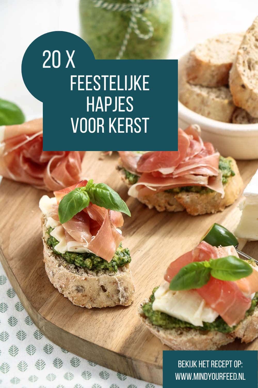 20x feestelijke hapjes voor Kerst – makkelijke en luxe borrelhapjes, amusehapjes en voorgerechtjes met zalm, kaas en bladerdeeg voor de feestdagen. Feestelijke hapjes voor kerst, borrelhapjes, hapjes kerst, amuse hapjes, bladerdeeghapjes.