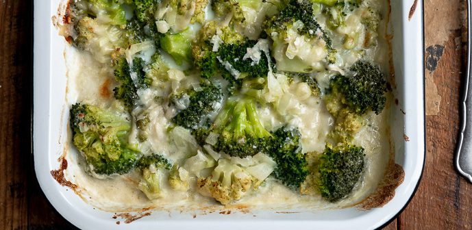 broccoli gratin met Parmezaanse kaas, broccoli gratin recept, romige broccoli gratin