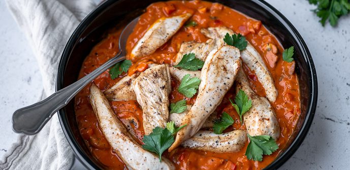 kip Stroganoff, kip recept in stroganoff saus, zelf stroganoff maken