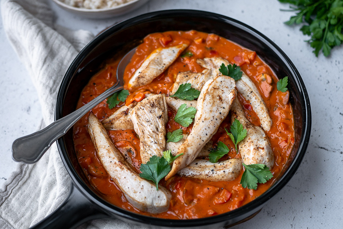 uitslag werkelijk Afleiding Kip Stroganoff met rijst - Mind Your Feed