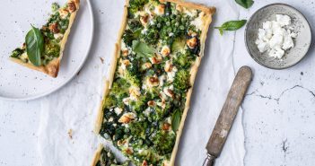 quiche met broccoli, spinazie en feta, recept voor hartige taart