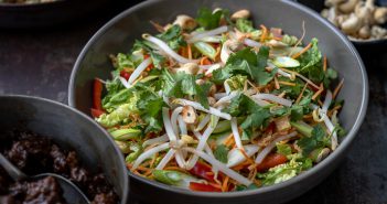 Chinese kool salade, Oosterse salade, bijgerecht, bbq recept, Aziatische koolsalade