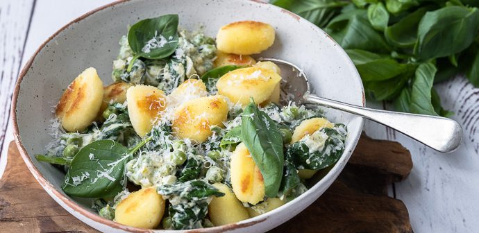 gebakken gnocchi met pesto en spinazie, gnocchi recept, gnocci, gnochi, gebakken gnocci