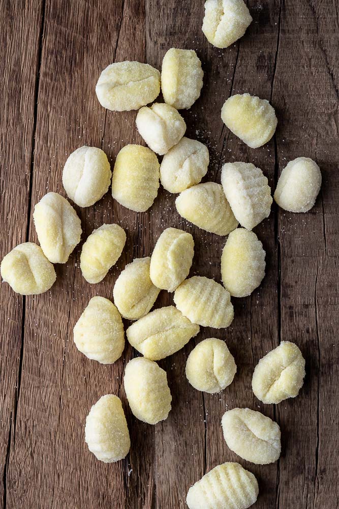 gnocchi met pesto en spinazie, wat is gnocchi, gebakken gnocchi recept