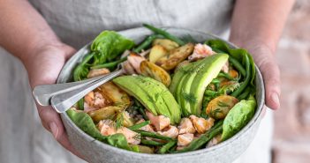 zalm uit de oven, krieltjes met zalm, aardappel salade met zalm uit de oven, met haricots verts en avocado