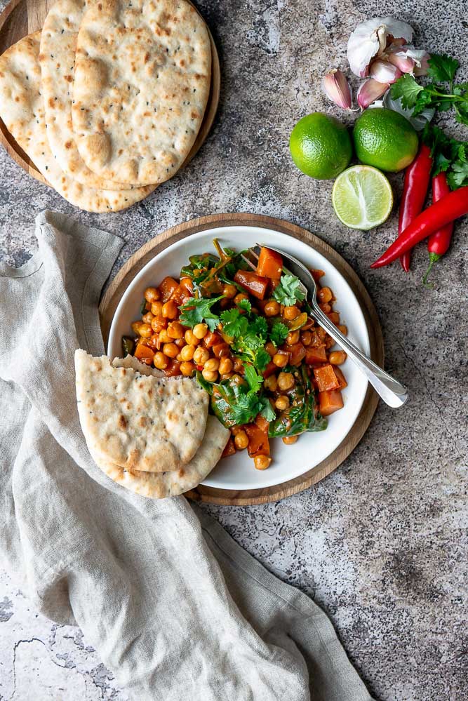 zoete aardappel curry, vegetarische curry met zoete aardappel en kikkererwten, recept