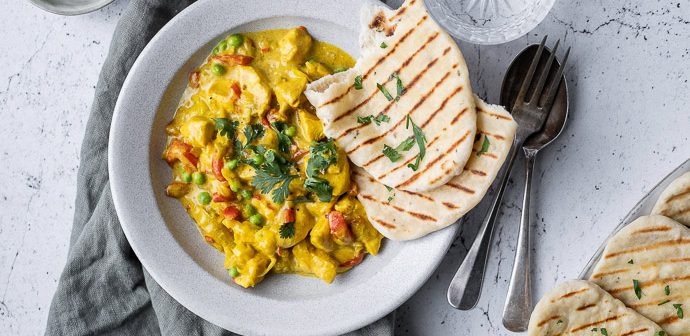 gele curry, recept milde gele curry met kokosmelk, zelf curry pasta maken, gele currypasta, curry met kip