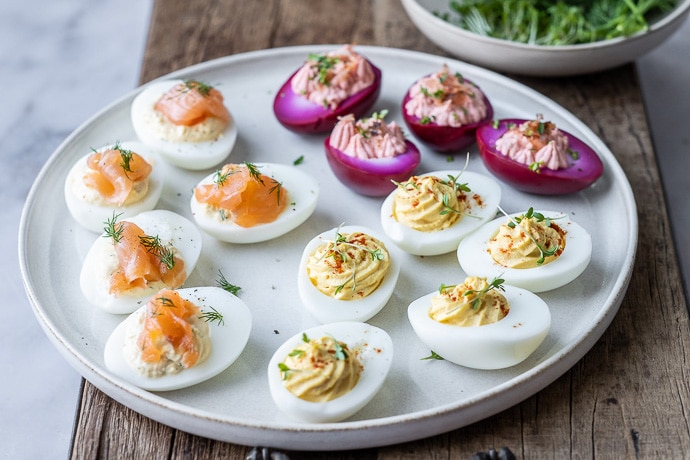 gevulde eieren met kerrie en mosterd, de lekkerste gevulde eieren, klassieke gevulde eieren, met yoghurt en mayonaise