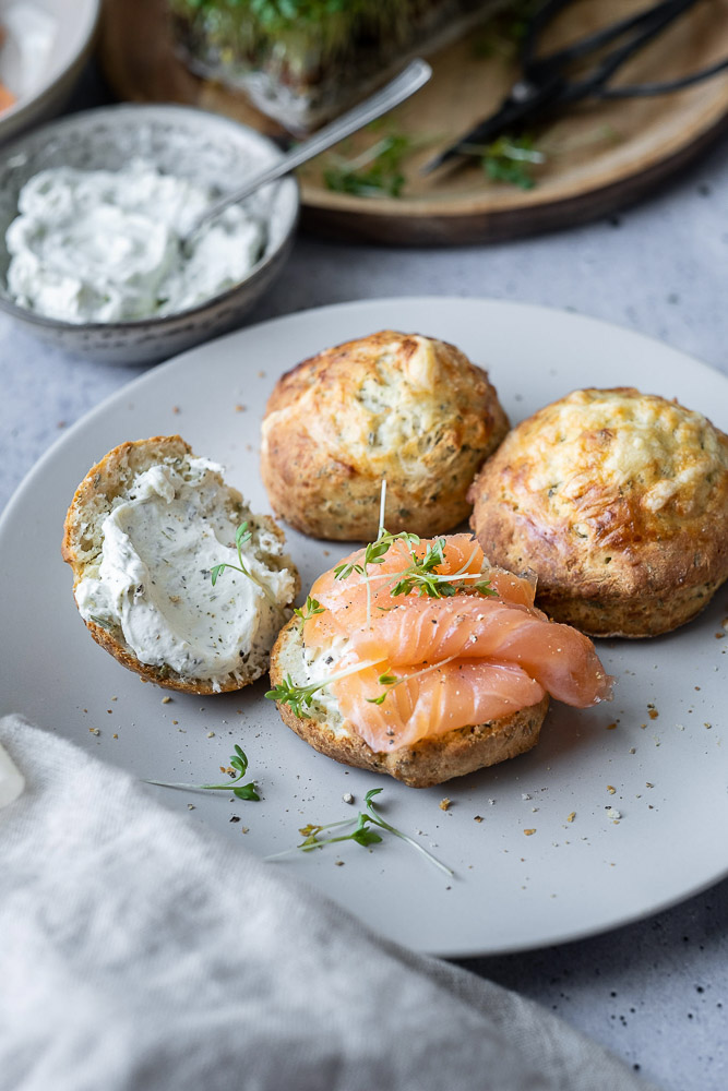 hartige scones met Parmezaanse kaas, scones met kaas, klassiek recept, scones met karnemelk