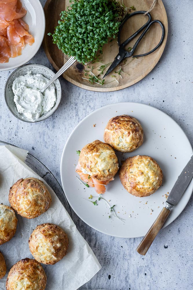 hartige scones met Parmezaanse kaas, scones met kaas, klassiek recept, scones met karnemelk