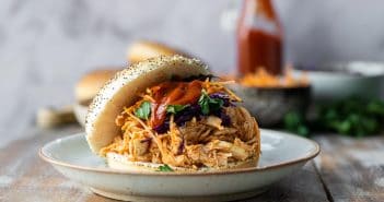 bbq pulled chicken, barbecue pulled chicken, pulled chicken recept, barbecue recept, pulled chicken uit de oven, broodje pulled chicken