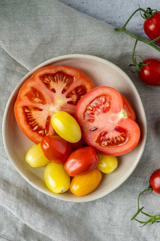 Salade caprese recept, klassieke originele Italiaanse recept, voorgerecht, bijgerecht, antipasti koud