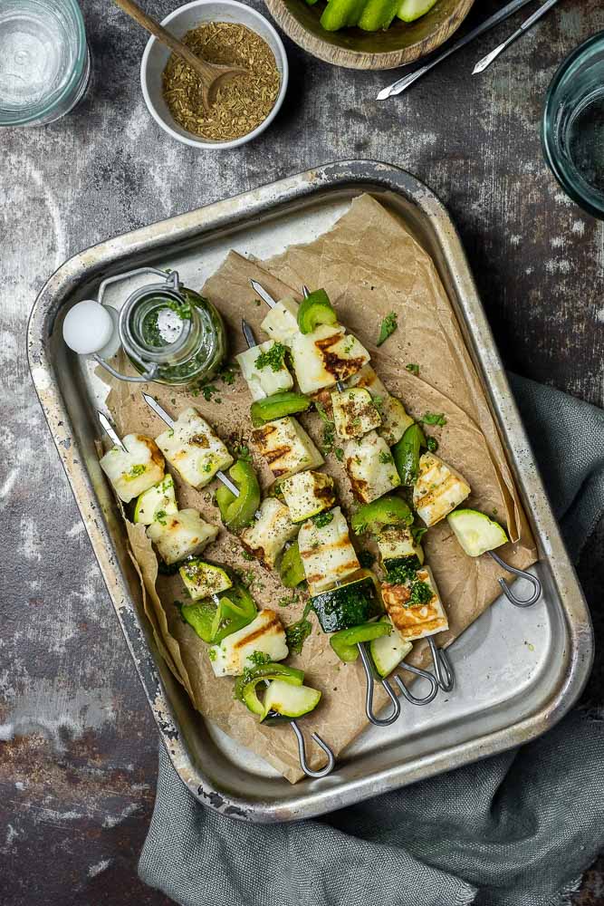 vegetarische bbq spiesjes met halloumi, halloumi spiesjes, spiezen, vegetarische bbq recepten