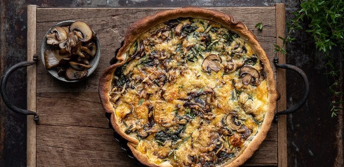 quiche met champignons en spinazie, vegetarische quiche met champignons, paddenstoelen quiche, hartige taart, herfst, recept