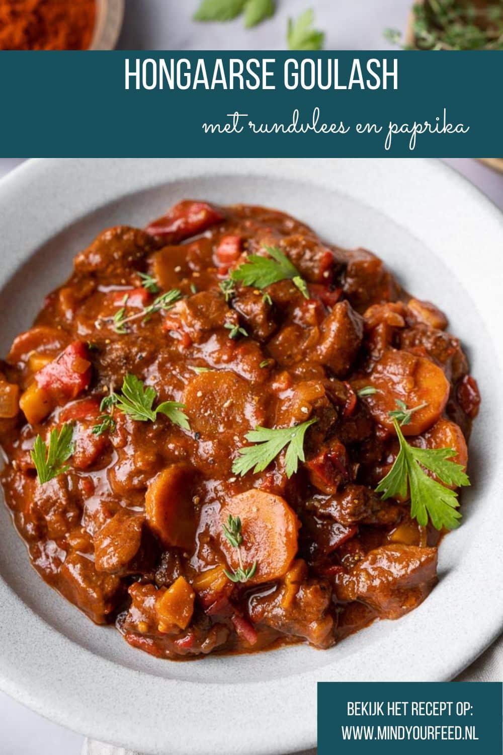 Hongaarse goulash, stoofschotel, Hongaars stoofvlees, stoofschotel met rundvlees en paprika