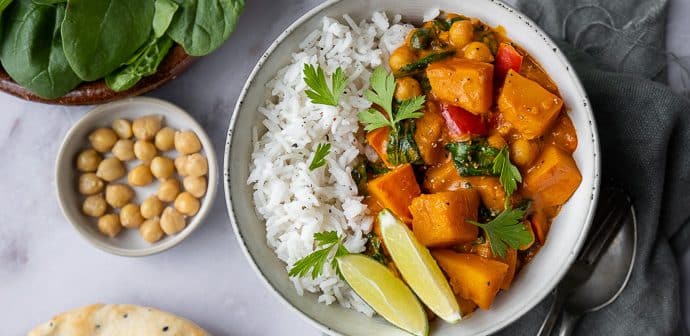 pompoen curry met kikkererwten, vegetarische curry, pompoencurry, Indiase curry met pompoen en kikkererwten