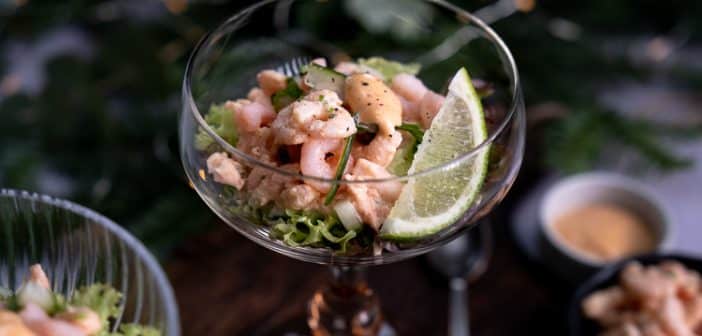 Garnalencocktail, garnalen cocktail, klassieke garnalencocktail recept, avocado, simpel, cocktail garnalen, Hollandse garnalen, klassieke kerst recepten