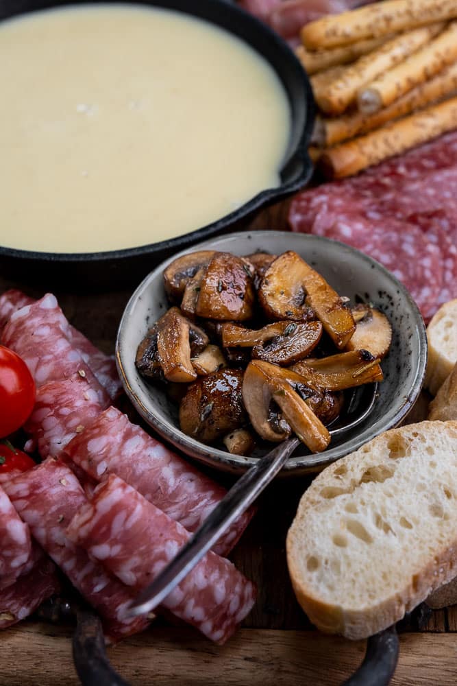 kaasfondue, kaasfondue maken, recept, allerlekkerste kaasfondue, welke kaas, welke dips, bijzondere kaasfondue, Italiaans recept