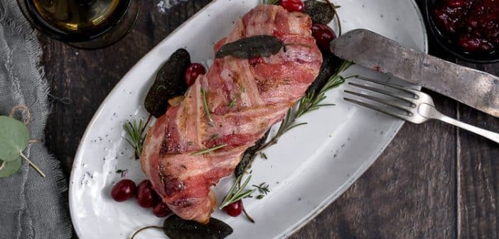 varkenshaas met spek en cranberry, varkenshaas uit de oven, varkenshaas recept, feestelijk, Kerst, varkenshaas, luxe recept